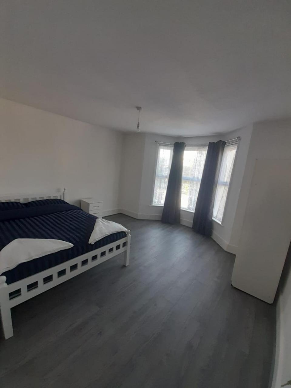 לונדון Rayan'S Lodge Stratford מראה חיצוני תמונה